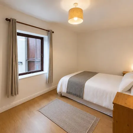 Modern 1br In